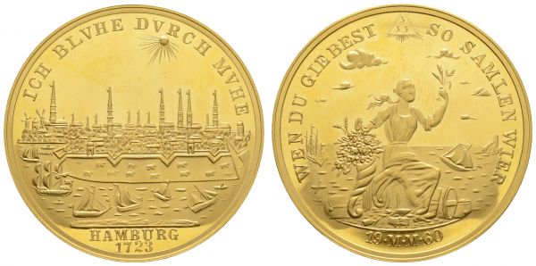 bis 1799 Hamburg Stadt Goldportugalöser 1723 (1960) ½ Privatportugalöser zu 5 Dukaten ohne Jahr von D. G. von Hachten auf das erntereiche Jahr 1723, Av.: Stadtansicht mit dem Hafen, im Vordergrund zahlreiche Schiffe, oben rechts strahlende Sonne, im Abschnitt HAMBURG / 1723, Rv.: die Göttin des Überflusses sitzt von vorn mit Füllhorn im rechten Arm, in der erhobenen Linken Ähren, im Hintergrund Schiffe auf See, im Abschnitt 19·M·M·60, schöne Nachprägung dieser raren Ausgabe  Slg. Vogel zu 8751 Gaed. zu 1775 17.44 g. PL