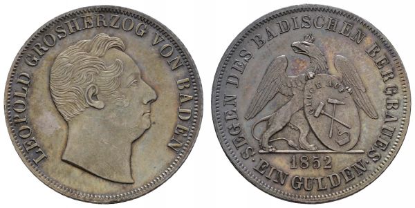 1800 bis 1871 Baden Carl Leopold Friedrich, 1830-1852 Gulden 1852 Karlsruhe Ausbeutegulden, Av.: Kopf nach rechts, Rv.: Greif mit Bergmannsschild auf Leiste, Kabinettstück mit irisierender Patina, mit altem Sammlungszettelchen  AKS 96 J. 66 Müseler 3/17 Wiel. 969 BST 102 10.59 g. selten in dieser Erhaltung vz