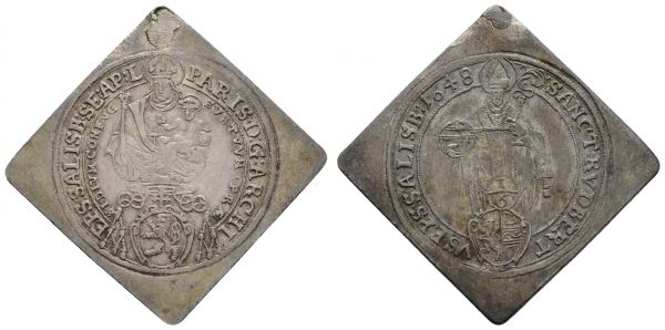 bis 1799 Salzburg Erzbistum Paris Graf von Lodron, 1619-1653 1/6 Taler-Klippe 1648 Av.: Madonnen-Halbfigur über Wappen, Rv.: stehender Heiliger, Stiftswappen, Henkelspur, mit altem Sammlungszettelchen  Probszt 1289 HZ 1589 4.84 g. vz