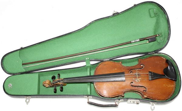 Violine (4/4 Geige), um 1930, tschechischer Hersteller mit Typenschild 