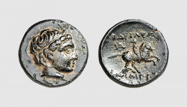 Macedon. Philip III Arrhidaeus. Miletus. 323-317 BC. Æ Chalcus (1.23g, 9h). Price P65; Strauss 317 (this coin). Lovely dark green patina. Good very fine. From a private collection; Tradart 1994 (4) lot 52; former Maurice Laffaille (1902-1989) collection, Münzen & Medaillen 1991 (76) lot 317