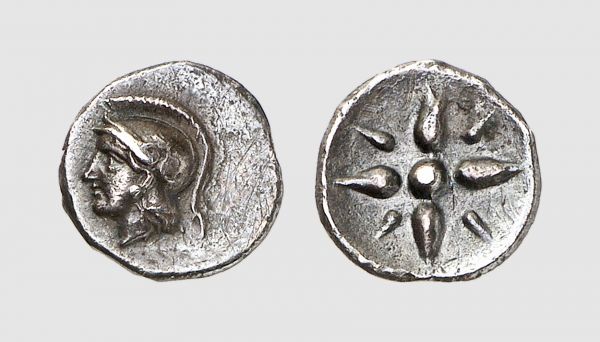 Crete. Itanus. 300-280 BC. AR Obol (0.82g). SNG Copenhagen 477; Svoronos 28. Old cabinet tone. Unusual broad flan. Light scratches under tone, otherwise, choice extremely fine. From a private collection; Tradart 1994 (4) lot 68. Münzen & Medaillen 1986 (68) lot 257