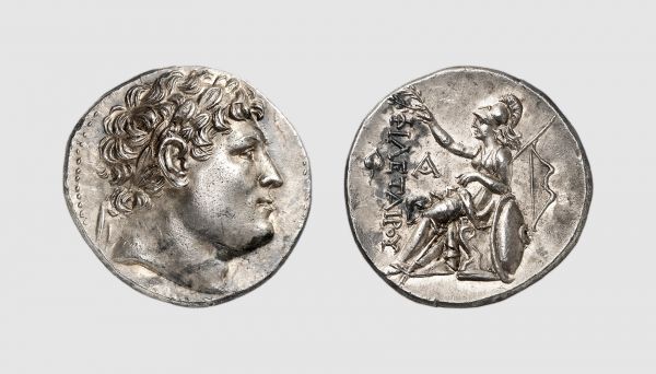 Mysia. Eumenes. Pergamum. 250-240 BC. AR Tetradrachm (16.99g, 1h). BMC 35; Kraay-Hirmer 738. Old cabinet tone. Perfectly centered and struck in high relief. With a sculptural portrait. Good extremely fine. From a private collection, acquired from Emile Bourgey, Paris, 1982