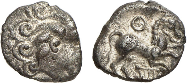 GAUL, Aedui, AR Quinaire (1st century BC), Bibracte area (1.61g). DT 3182. Fine. From a gentleman's collection