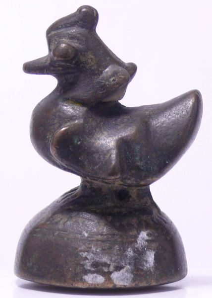 Asie - Siam - Poids à opium en bronze - 1800 / 1900 Poids zoomorphe à opium en forme de canard, d'un poids de 20 bats (317.75 gr).