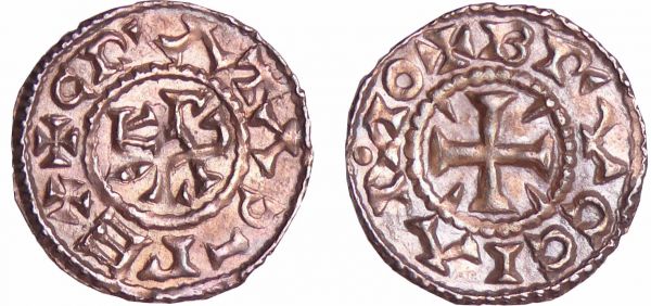 Charles III le Simple (898-923) - Denier (Bruges) A/ + GRATA D- REX Monogramme de  Karolus. R/ + BRVCCIA MO Croix cantonnée de quatre triangles. (REF: Prou.174)