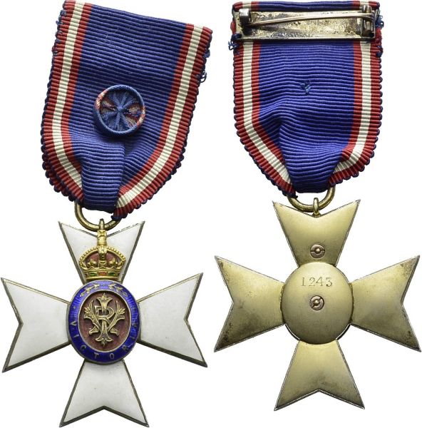 Royal Victorian Order (instituted 1896). Member's badge, 4th class in gilt silver and enamel. Numbered on back, 44x44 mm (without ring). Joslin 12e; Klenau 5389. AR. 25.47 g. (with ribbon). XF smal chippings in blue enamel