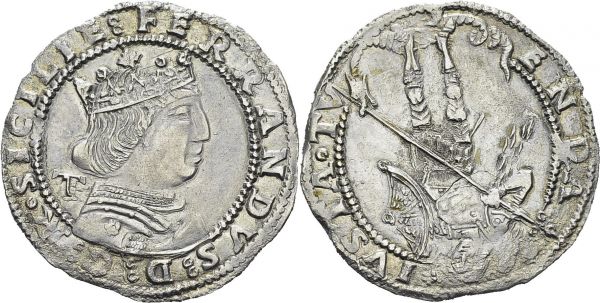 Napoli. Fernando I d'Aragona, 1458-1494. Coronato ND. MIR 69/2. AR. 3.79 g. AU